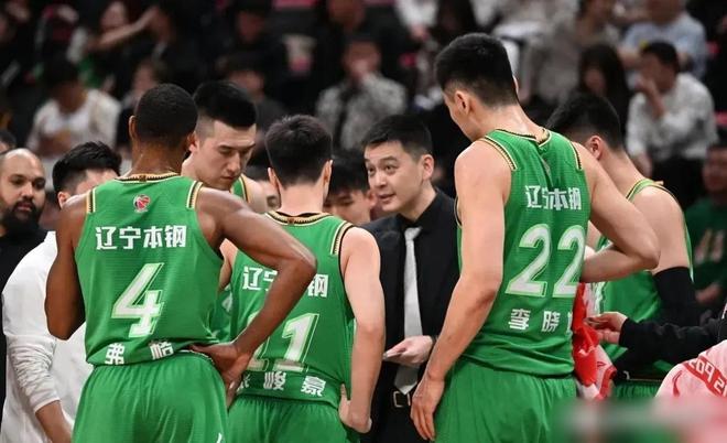 排名第114位的费里闯入四强:从亿万富豪之子到温网大黑马