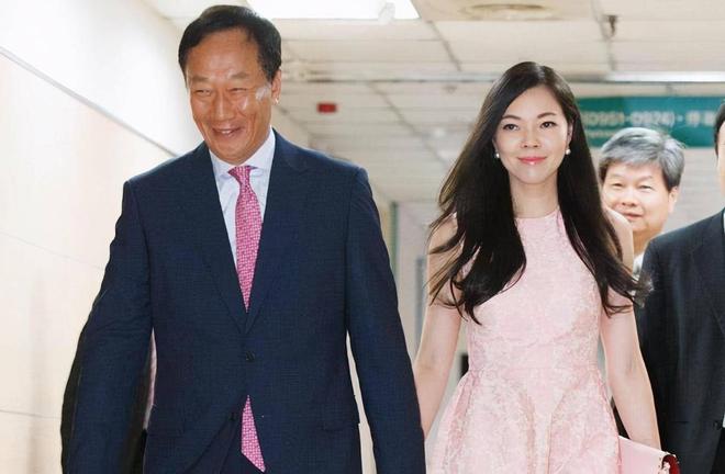 莫雷托:朗格莱将自由身加盟本菲卡,西蒙尼明确他不在计划内