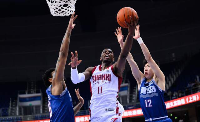 砍10分+正负值第1!中国女篮2米01王牌闪耀WNBA:化身黄金替补