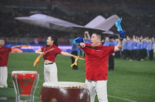 广东神射豪言术后更准!球迷:准不准无所谓,抱紧杜锋就不愁吃喝