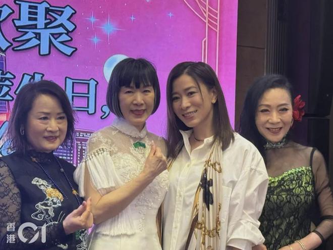 2亿预算到哪去了？曼联恐已放弃签斯科特，切尔西6400万报价被拒
