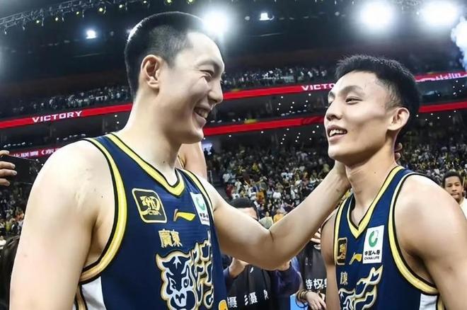 抢世界杯头条?皇马官宣63岁穆帅上任!签约3年,7月13日正式亮相
