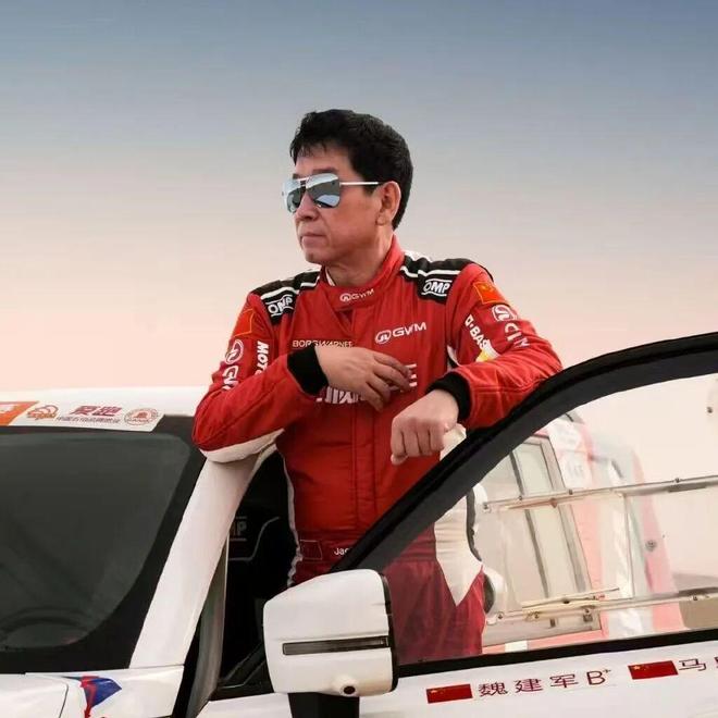 杜峰也没想到,在清华附中读书的儿子,如今15岁就开始为自己争光