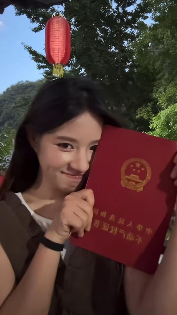 杜峰也没想到,在清华附中读书的儿子,如今15岁就开始为自己争光