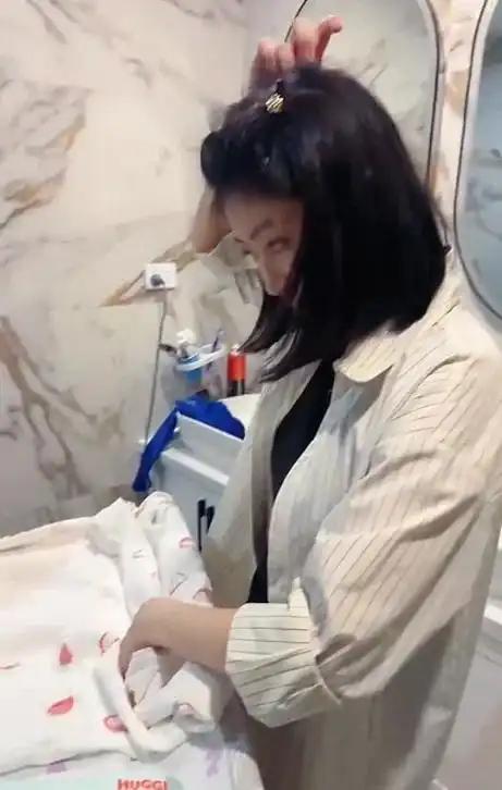 媒体人：中国男篮长期集训不但没有效果，还让所有人身心俱疲