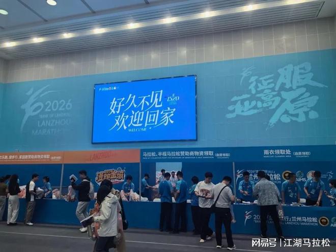 西班牙主帅:梅西像19岁小将!他全满贯却依旧想夺冠!