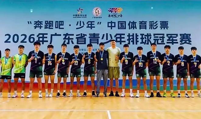 纯正老钱风！新一代迈巴赫S级轿车上市：139.8万起