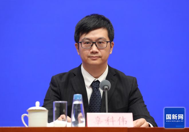 张子宇两战47分24篮板也填不平的坑!中国女篮后场只剩王思雨能组织,她自己却4中0,佛山第三战成最后救命稻草