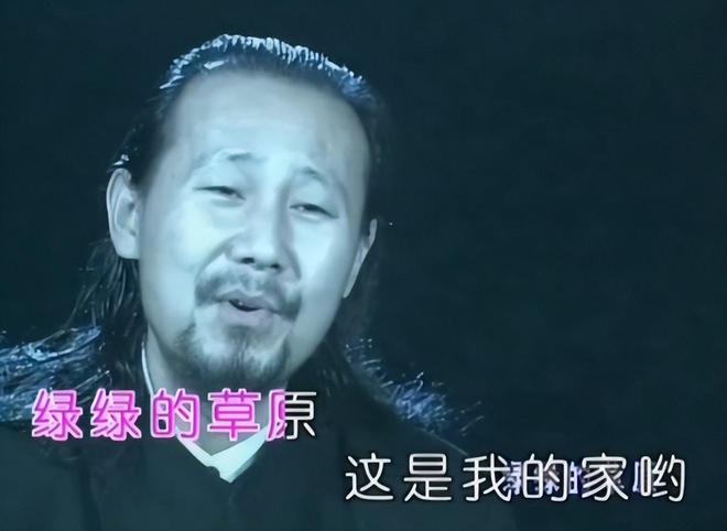 全长271米,新一代补给舰,满载排水量7万吨,有多强悍?