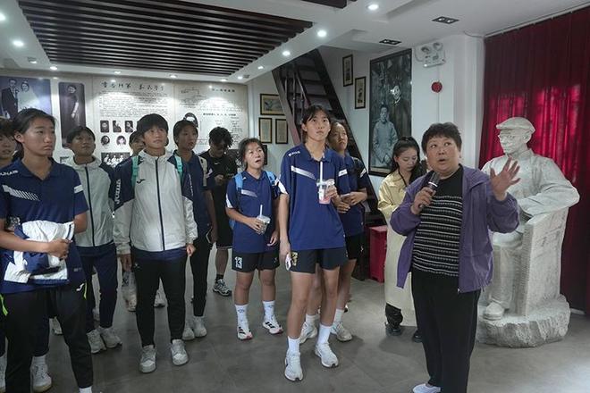 上海4冠外援弗格离队，多支球队有意签下；杜锋爱徒被山东队放弃