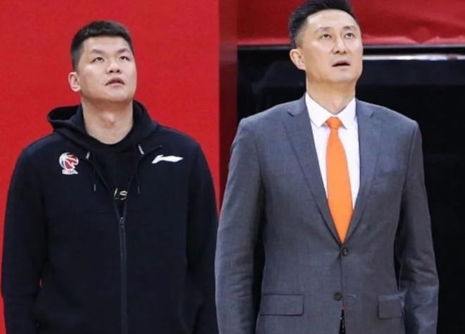 大连小学家长会要求穿正装,校方说只是建议,通知第一条就写着,你信吗?