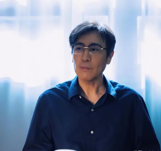 字母哥争夺战,又一匹黑马杀出!森林狼欲五换一,准备组欧洲双塔