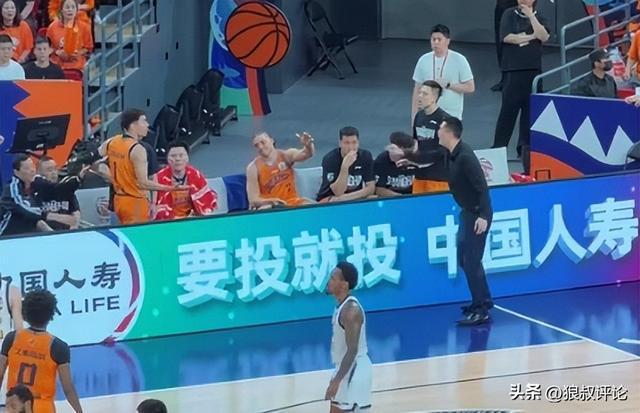 炮轰卡里克！曝B费不会受到处罚 高层认为他只是在泄愤 网友：球霸