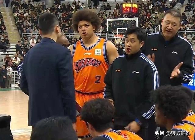 湖人试训冈萨加大六中锋,如果他落选,他就是双向合同的理想人选