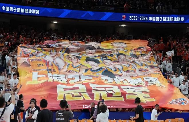 欧冠夺冠赔率:巴萨1赔5强势登顶 3强并列紧追